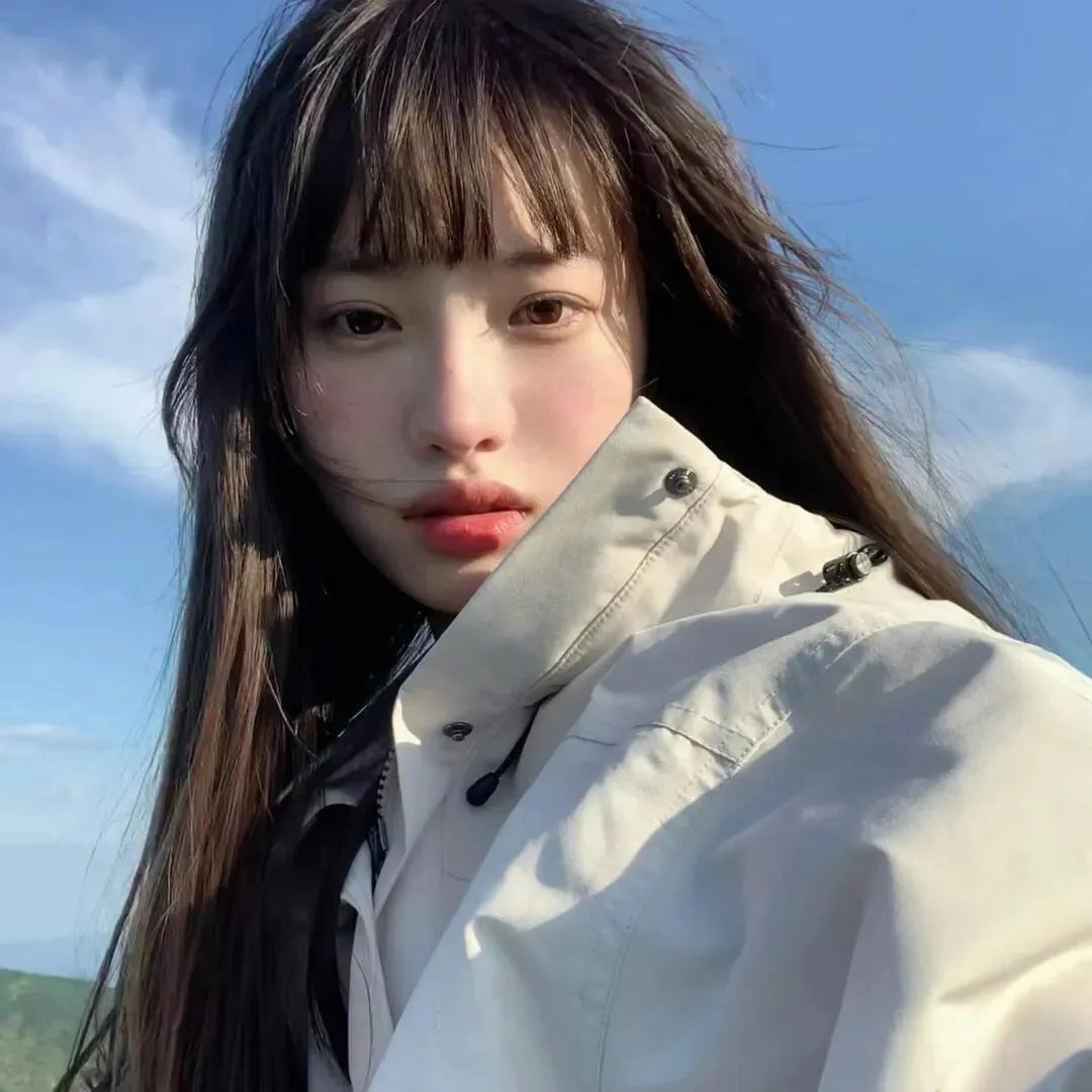洞里的月亮